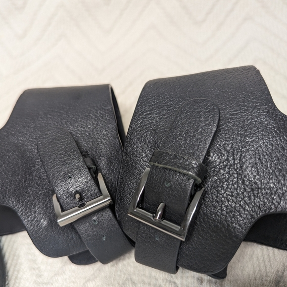 Joie Leather Heels, Size 40 - Picture 8 of 15